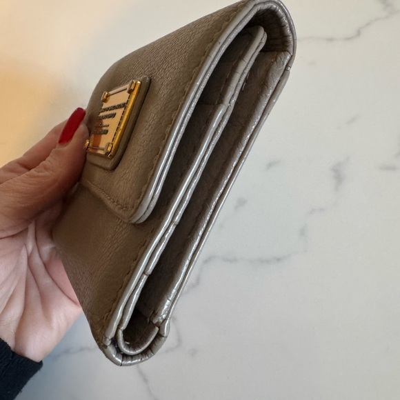 Marc by Marc Jacobs Wallet Taupe Tri Color wallet - Picture 3 of 12